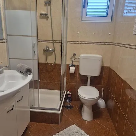 Apartment With Wifi Cove Dolac, - 27882 Primošten