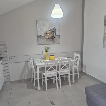 Apartment With Wifi Cove Dolac, - 27882 *